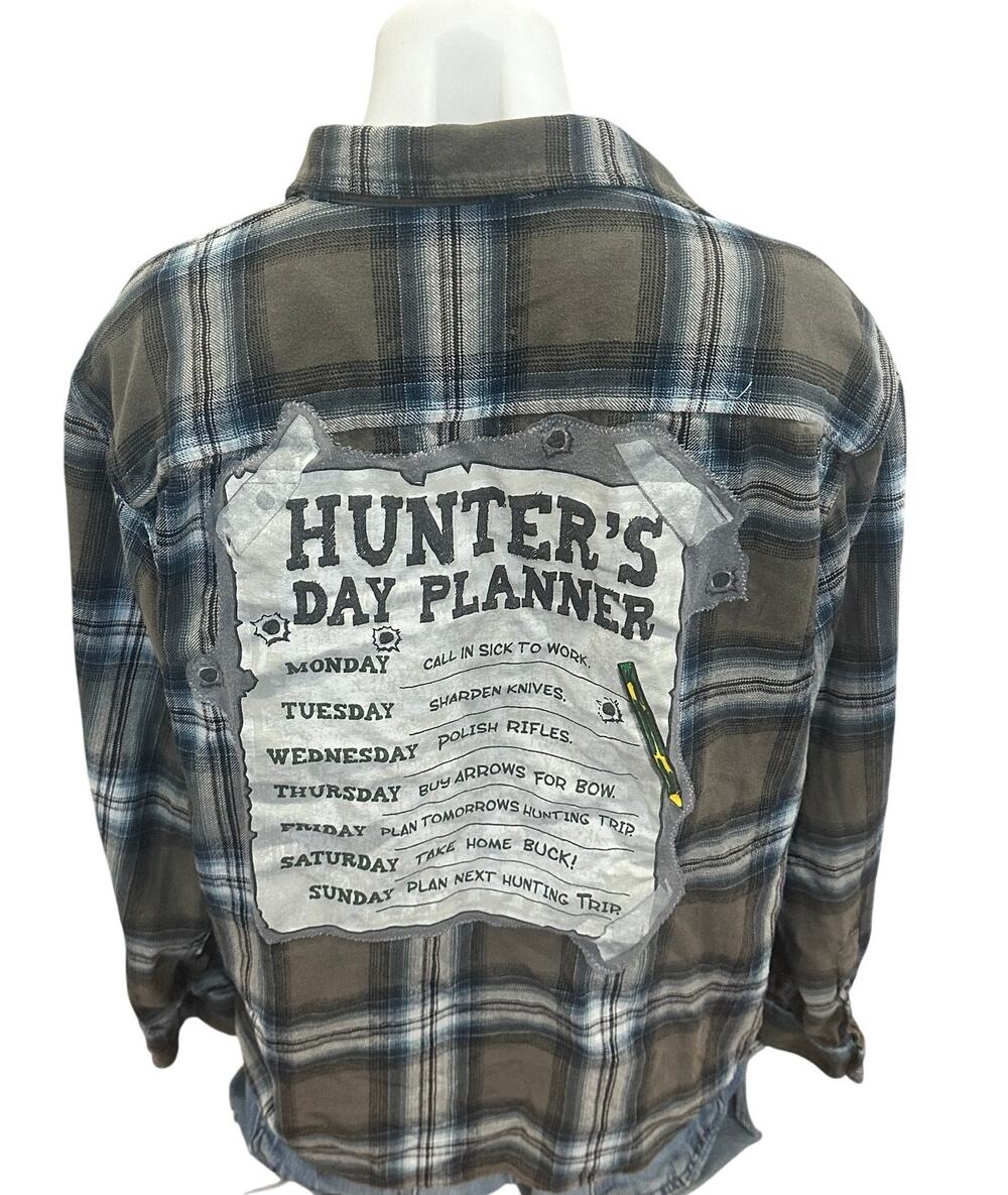 Hunting Day Planner Plaid Flannel Shirt MEDIUM Oversized Unique Hunter Gift